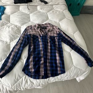 Men’s checkered tie-dye button down.